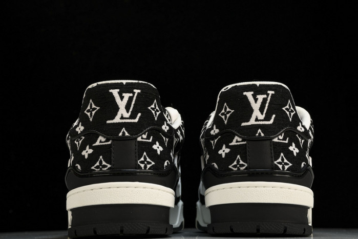 LV SNEAKER LOW 103004