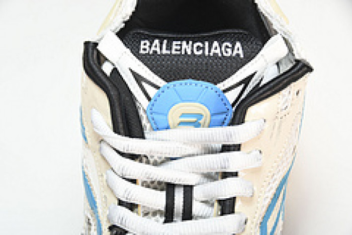 BLCG  × RUNNER W5RH6-0312