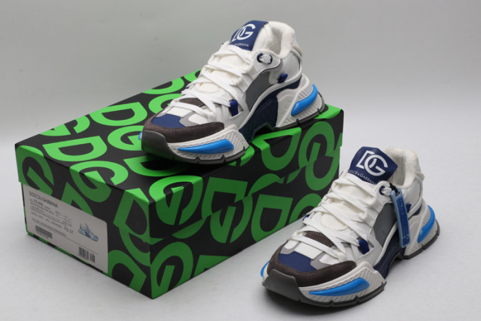 DG SNEAKERS 052502