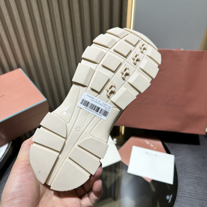 L0R0 P1ANA SNEAKER