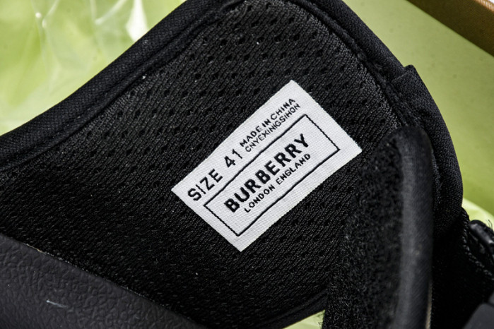 Bv*b*rry slide