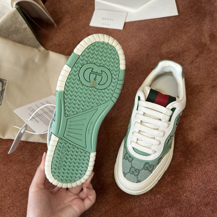 Gv*c sneaker