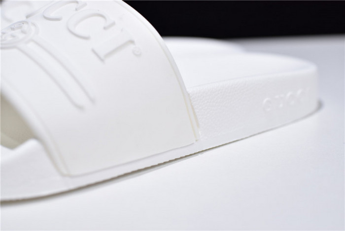 Gv*c slippers