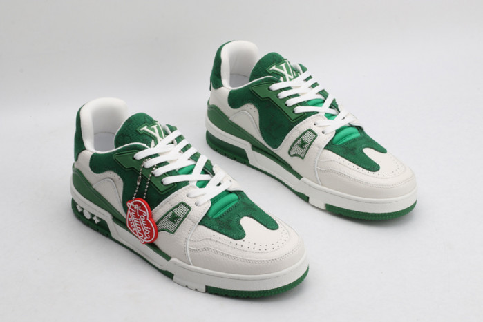 LV SNEAKER LOW YEE-014