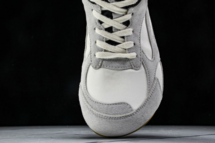 b0tt*ga Ven*ta  sneaker
