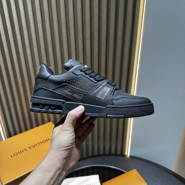 LV SNEAKER TRAINER FOR-LV322
