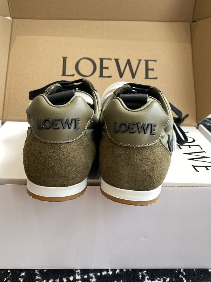 L*0ewe Ballet Runner LW-FOR19