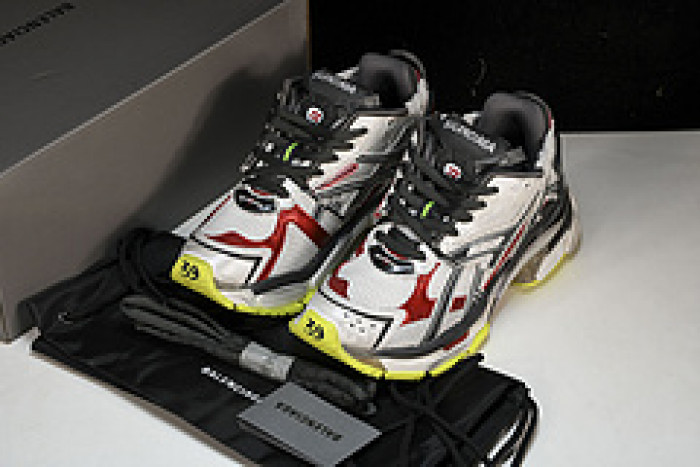 BLCG RUNNER 081801