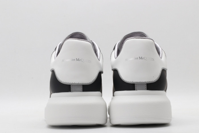 MQ Sneakers