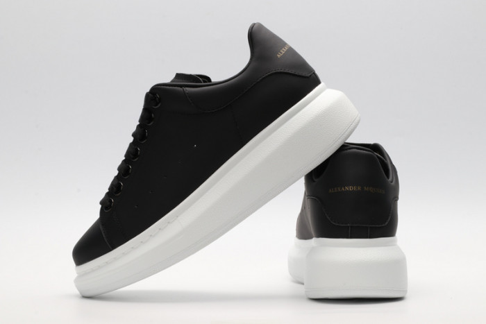 MQ Sneakers