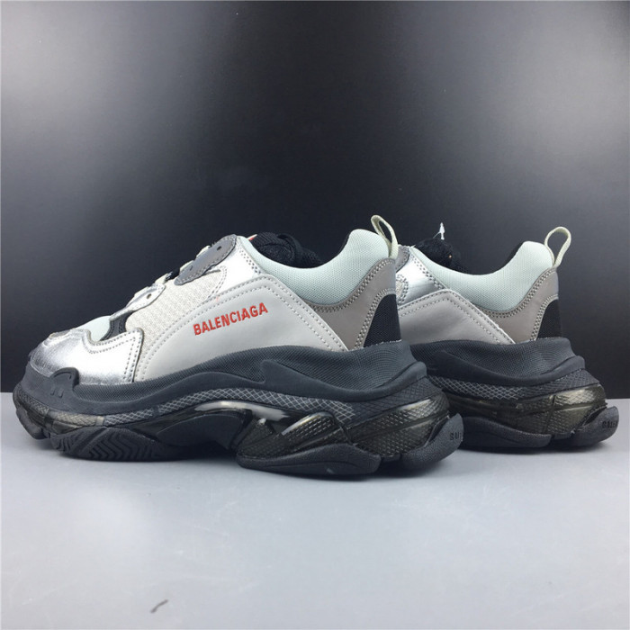 BLCG TRIPLE TRAINER ‘GRAY SILVER‘ 541624 W09E1 7320