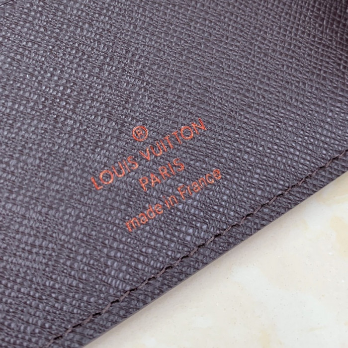 LouiV Wallet